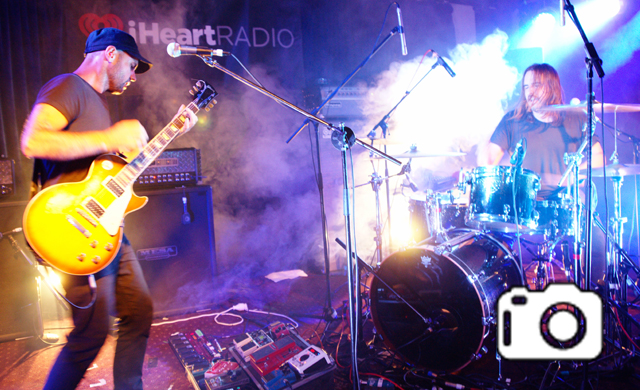 Free In Feb - Kitsch & Cairo Knife Fight