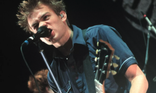 Sum 41's Deryck Whibley reflects on "Fat Lip" 20 years later - Vimarsana News