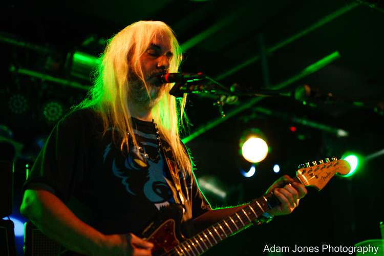 Photos of Dinosaur Jr. live in Auckland