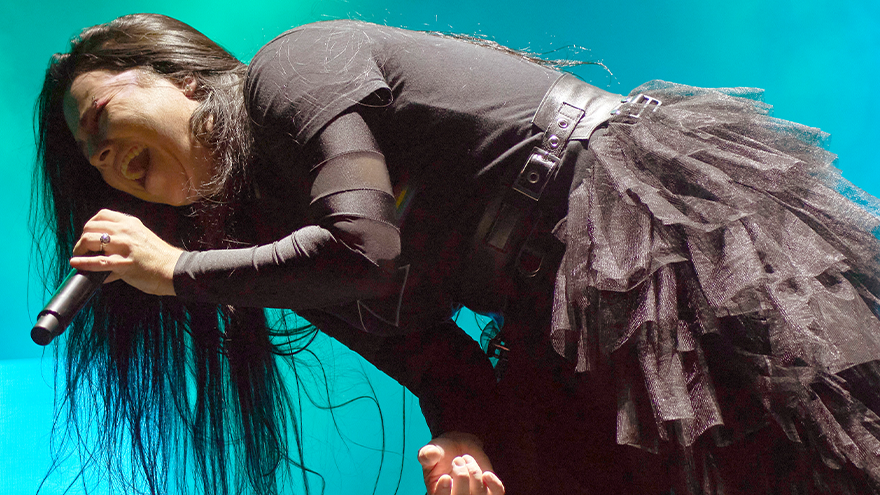Bec chats to Amy Lee from Evanescence!