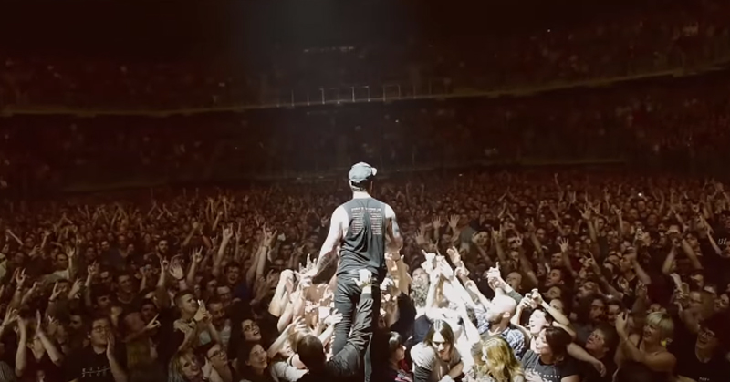 Watch the brand new Royal Blood video for "Look Like You Know"