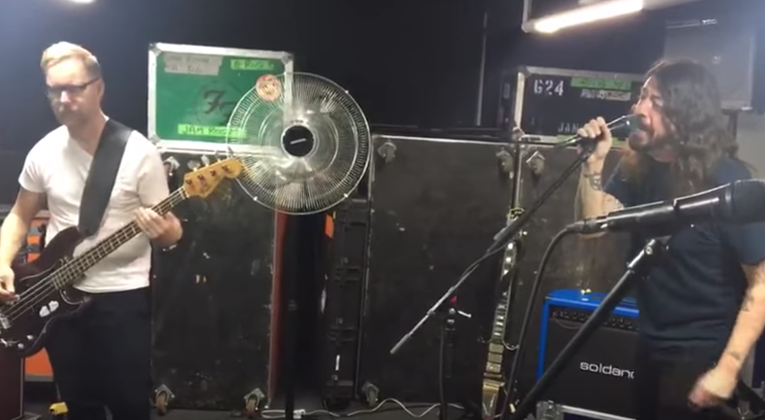 Watch the Foo Fighters mash-up "Imagine" & "Jump"