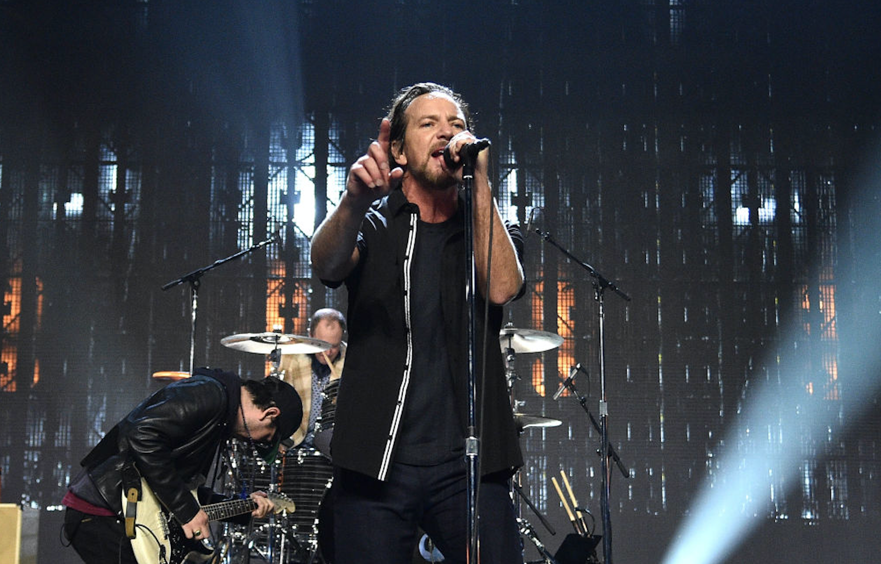 Watch Pearl Jam pay tribute to Chris Cornell at their first live gig of 2018