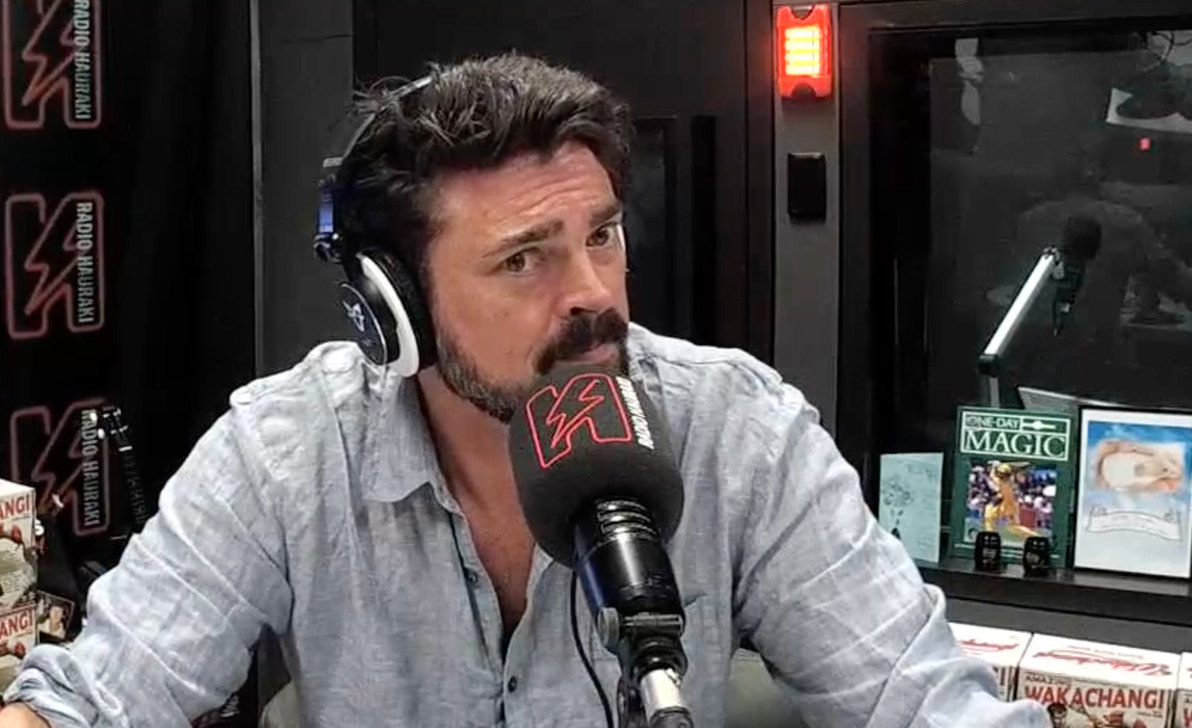 Watch Leigh & Jase storm out of their Karl Urban interview