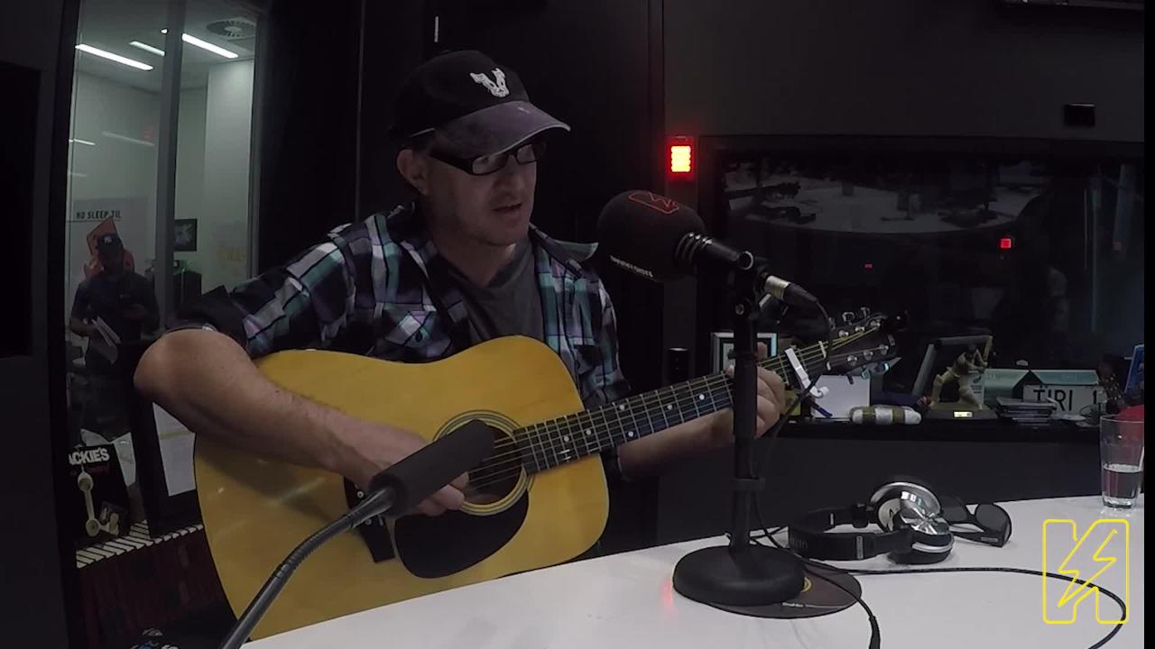 Locals Only Live: Jeremy Eade Vs Hello Sailor