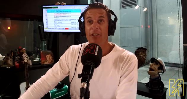 G Lane bans Jerry going to India and then takes his spot on the trip