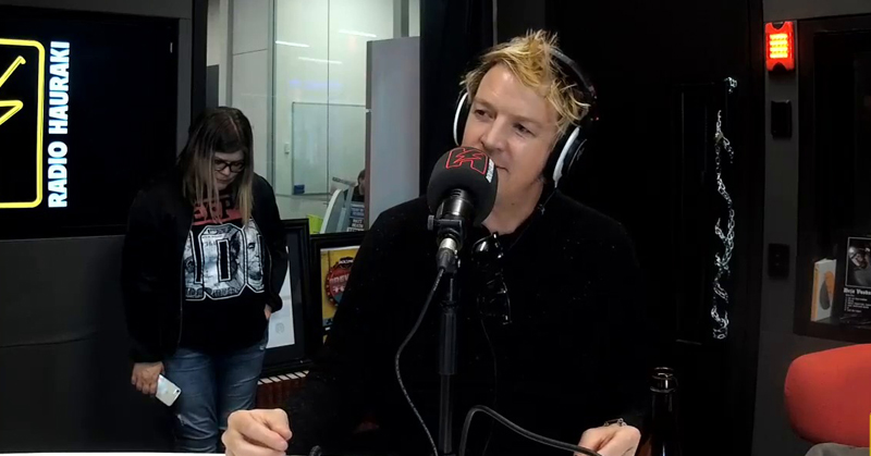 Bhuja interview Chris Cheney from The Living End