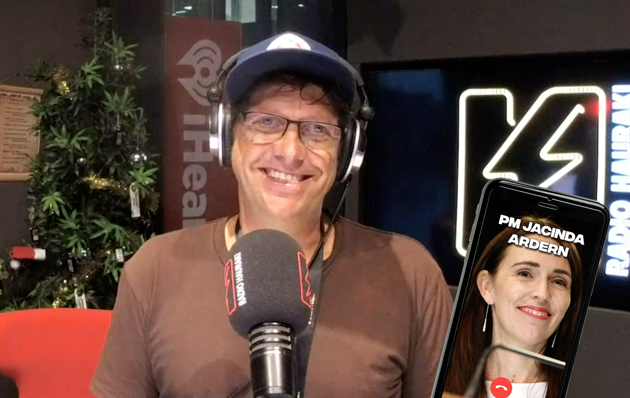 Matt shocks Jerry, the country and the Prime Minister with one question