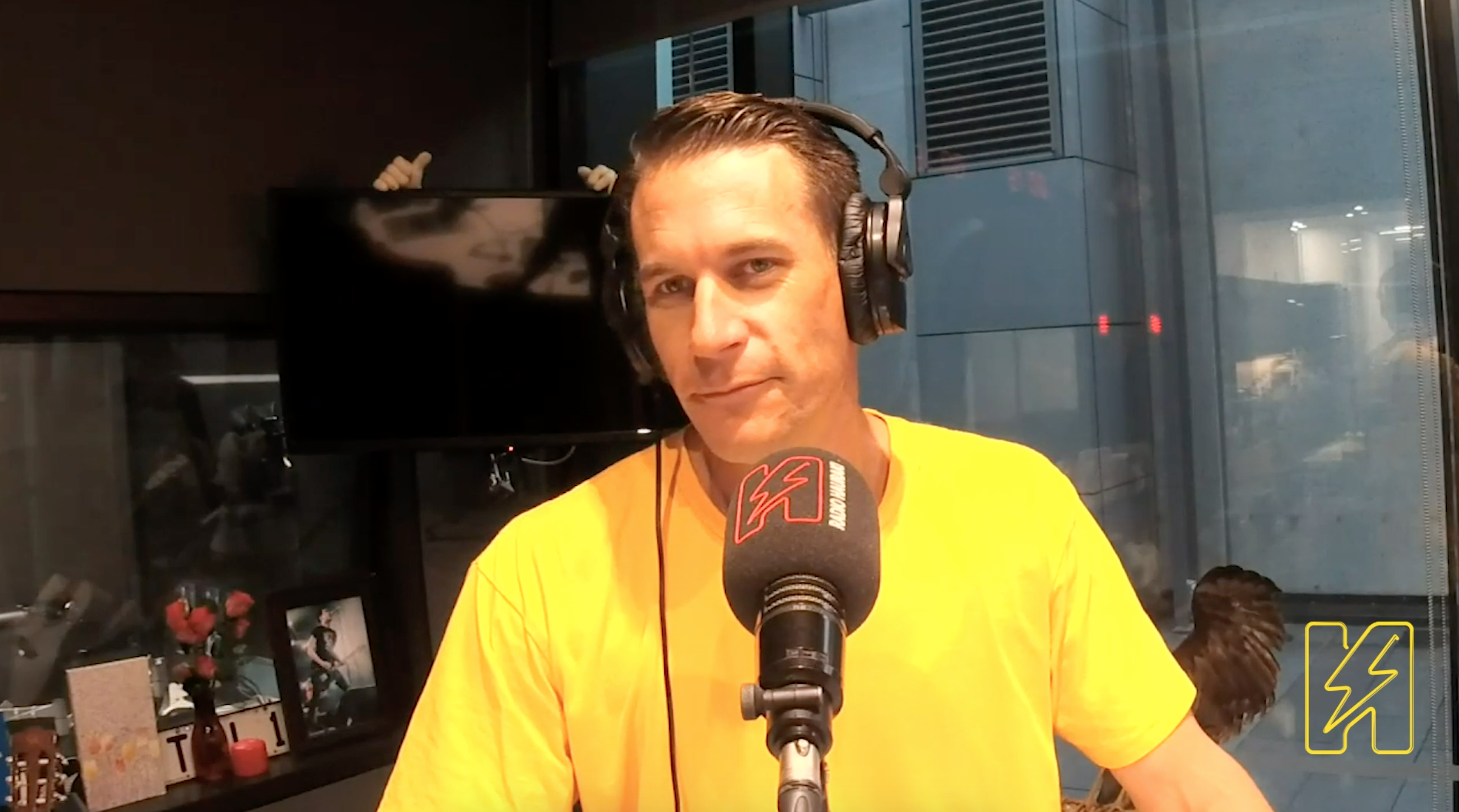 Watch Jeremy Wells unbelievable timing