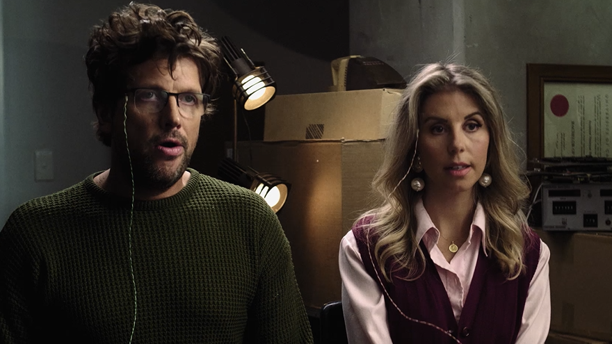 Watch Jerry put Matt & Angie through a shocking experiment...