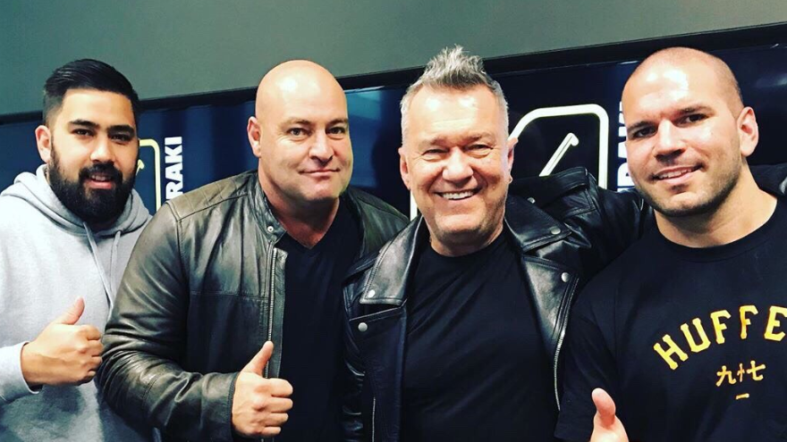Bhuja interviews Jimmy Barnes