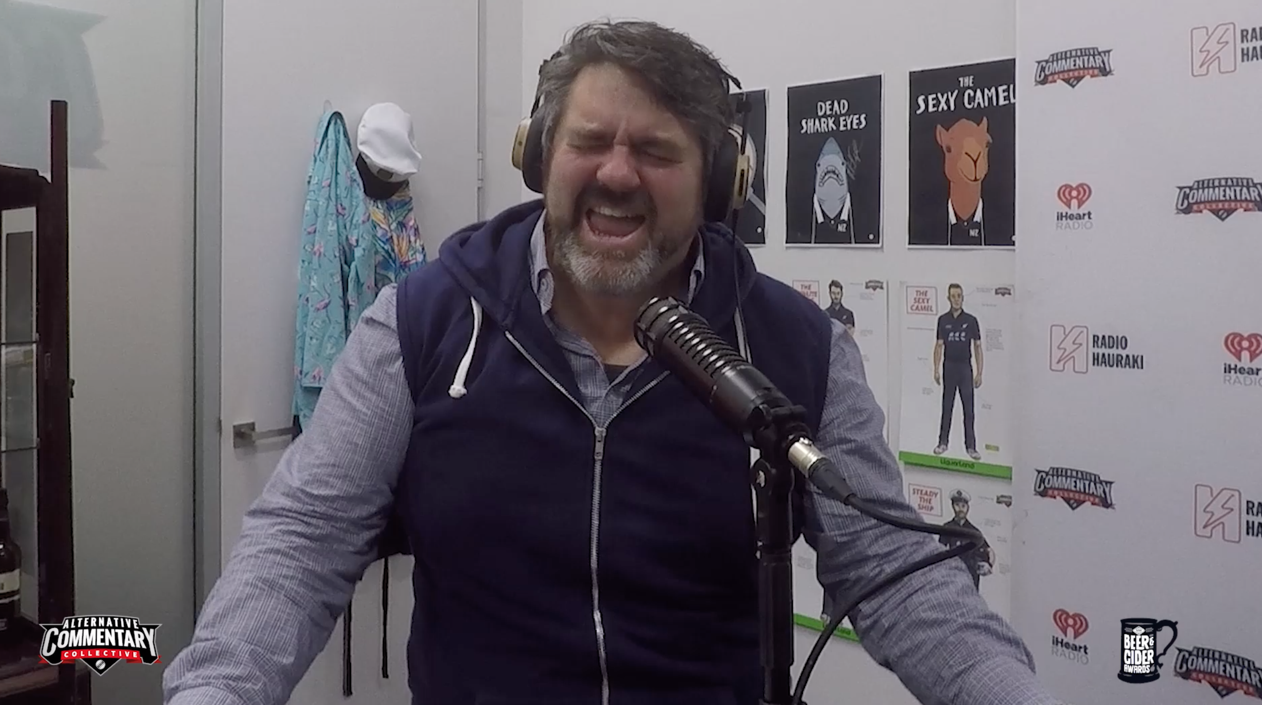 James McOnie debuts a new song "Lockie's Girl"