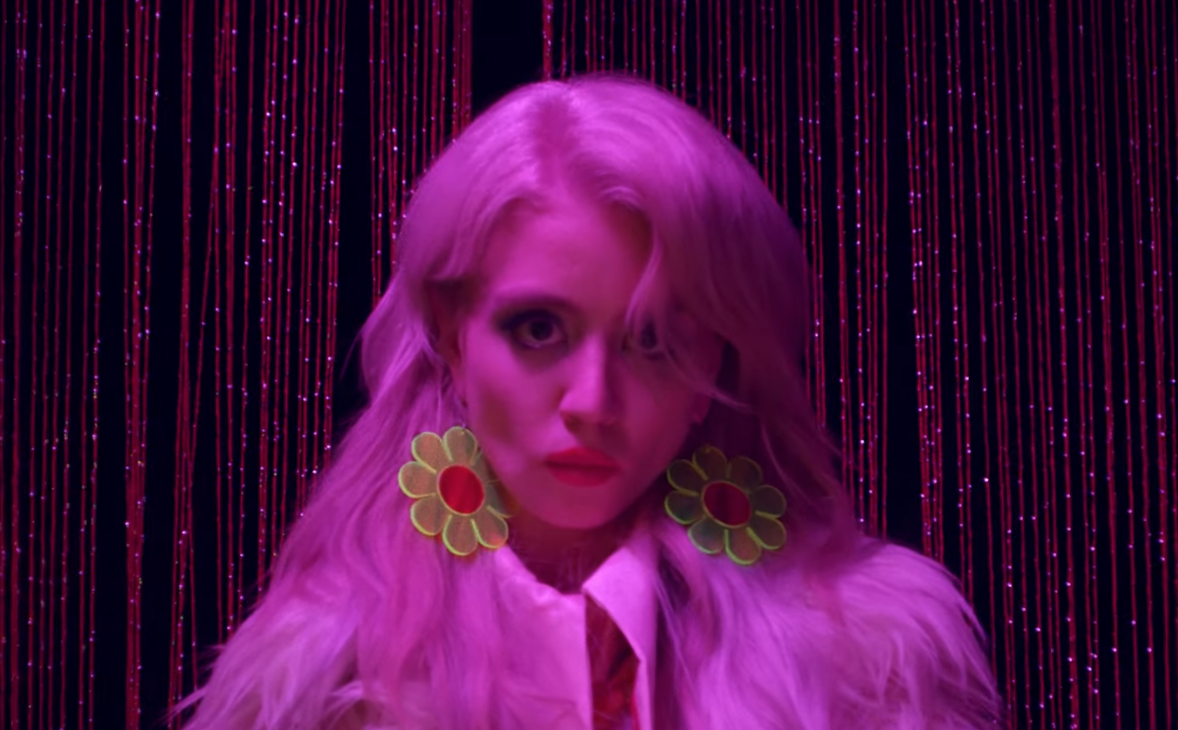 Watch the vide of or the new Pixies tune "On Graveyard Hill"