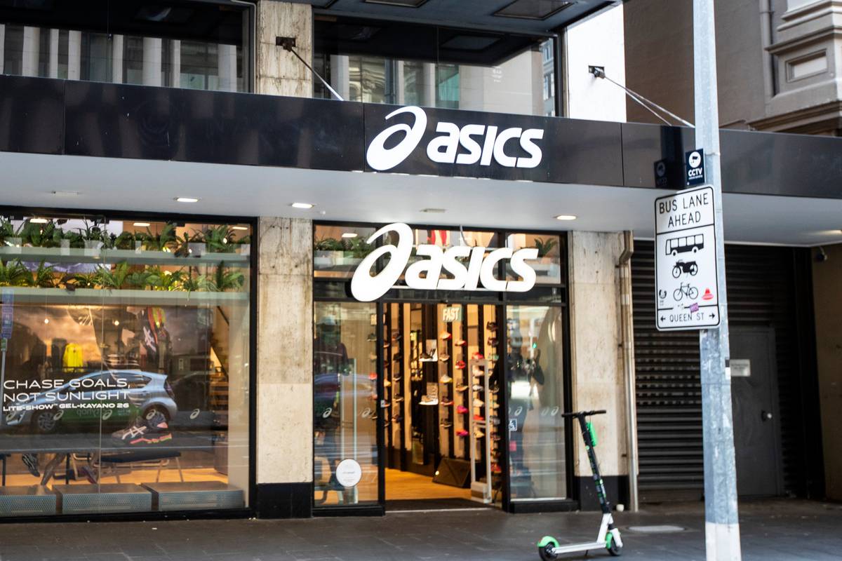 Asics apologises after pornography ran on its large screens for hours