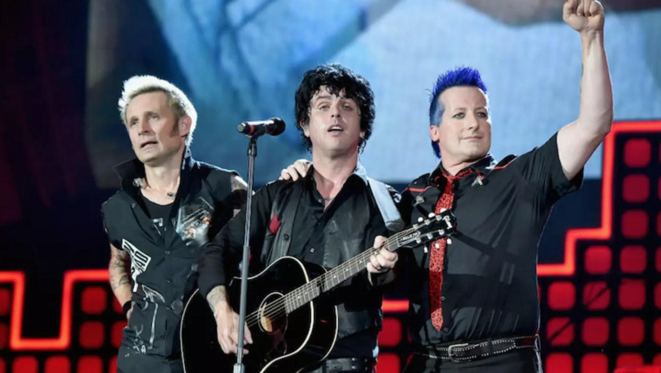 Listen to Green Day's cover of Blondie's "Dreaming"