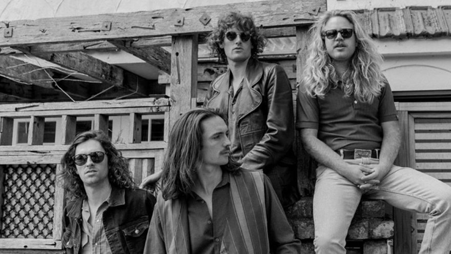 Chris Key interviews Mini Simmons