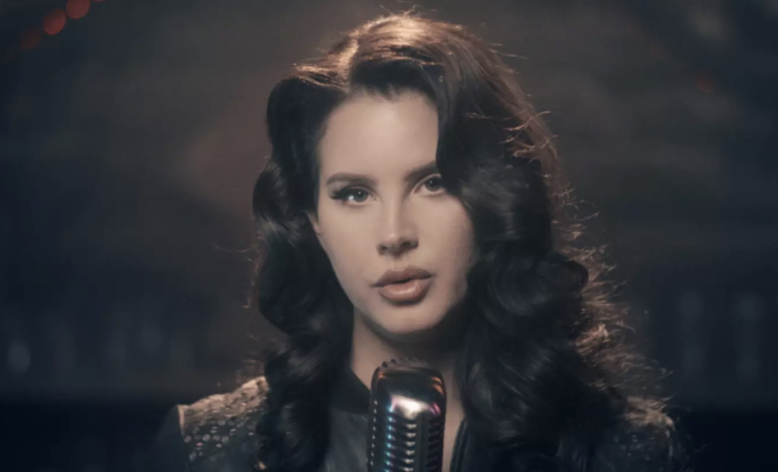 Lana Del Rey shares "Arcadia" video, reveals release date for new album