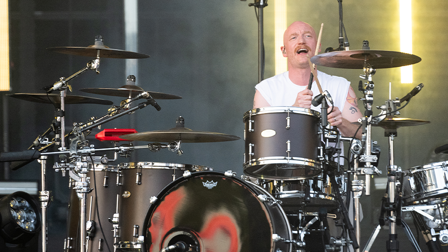 Bec chats to Ben from Biffy Clyro!