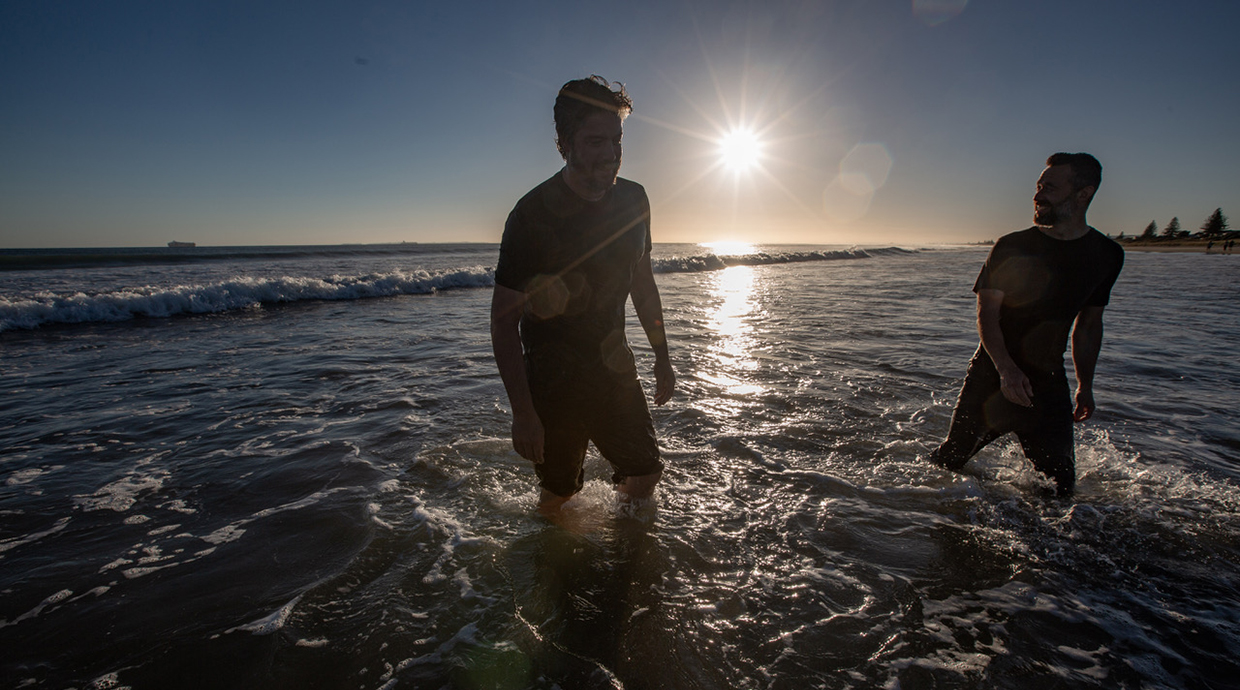 Midwave Breaks - In Colour