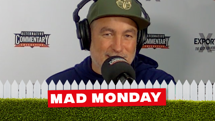 Dai Henwood talks about how much he loves commentating the Warriors