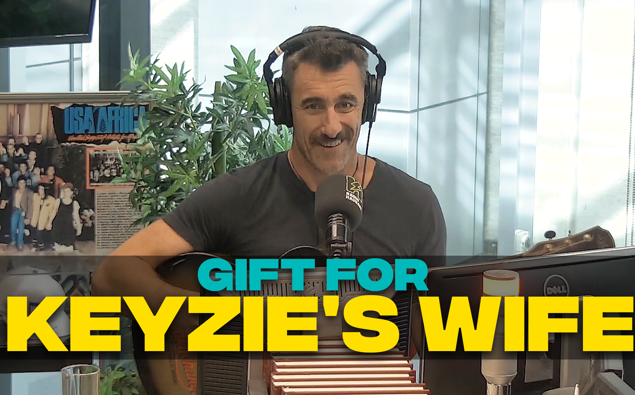 Keyzie The Big Show's Musical Gift For Mrs. Keyzie..