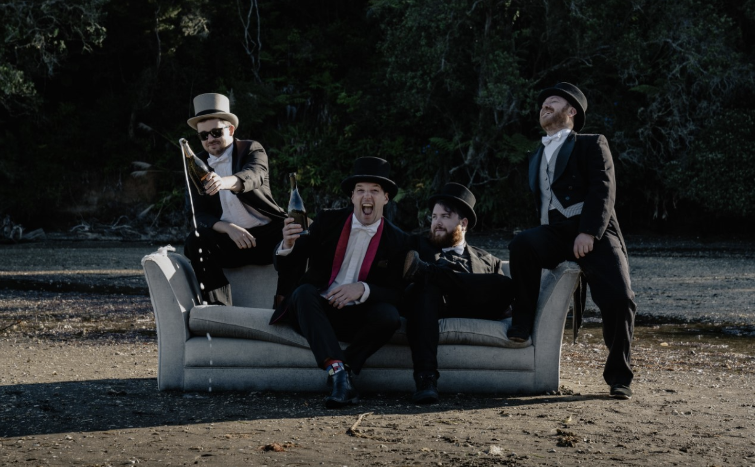 Dead Favours - Arrows