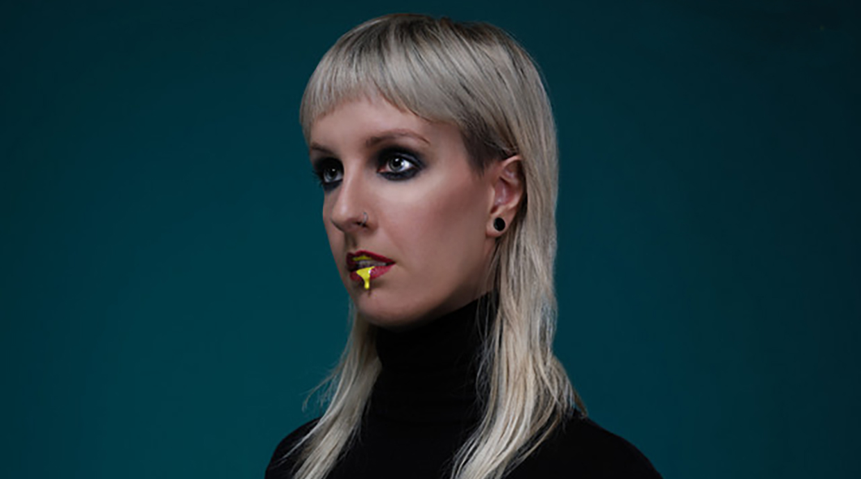 Angelina Grey Interviews Emma Dilemma!