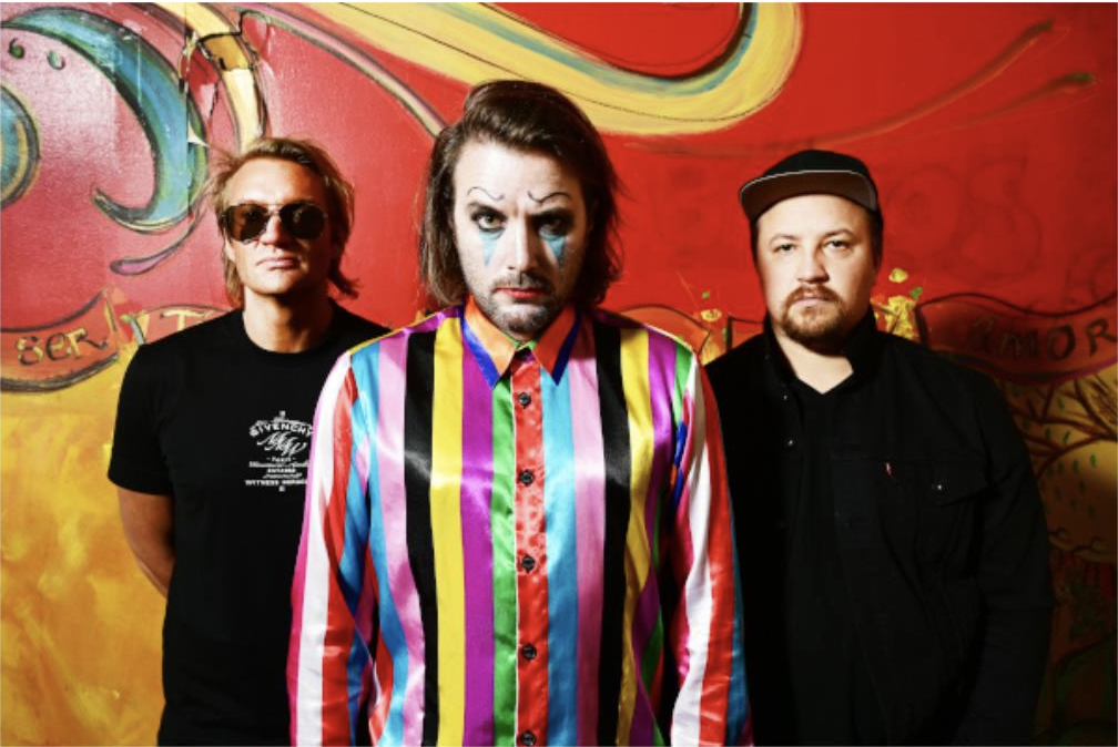 Capital Theatre - Delicately Poised