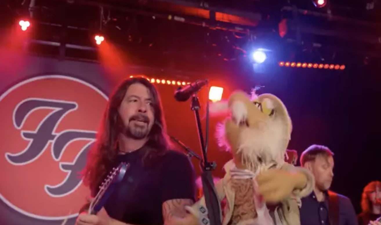 Watch Foo Fighters and Muppets form supergroup in "Fraggle Rock Rock" video
