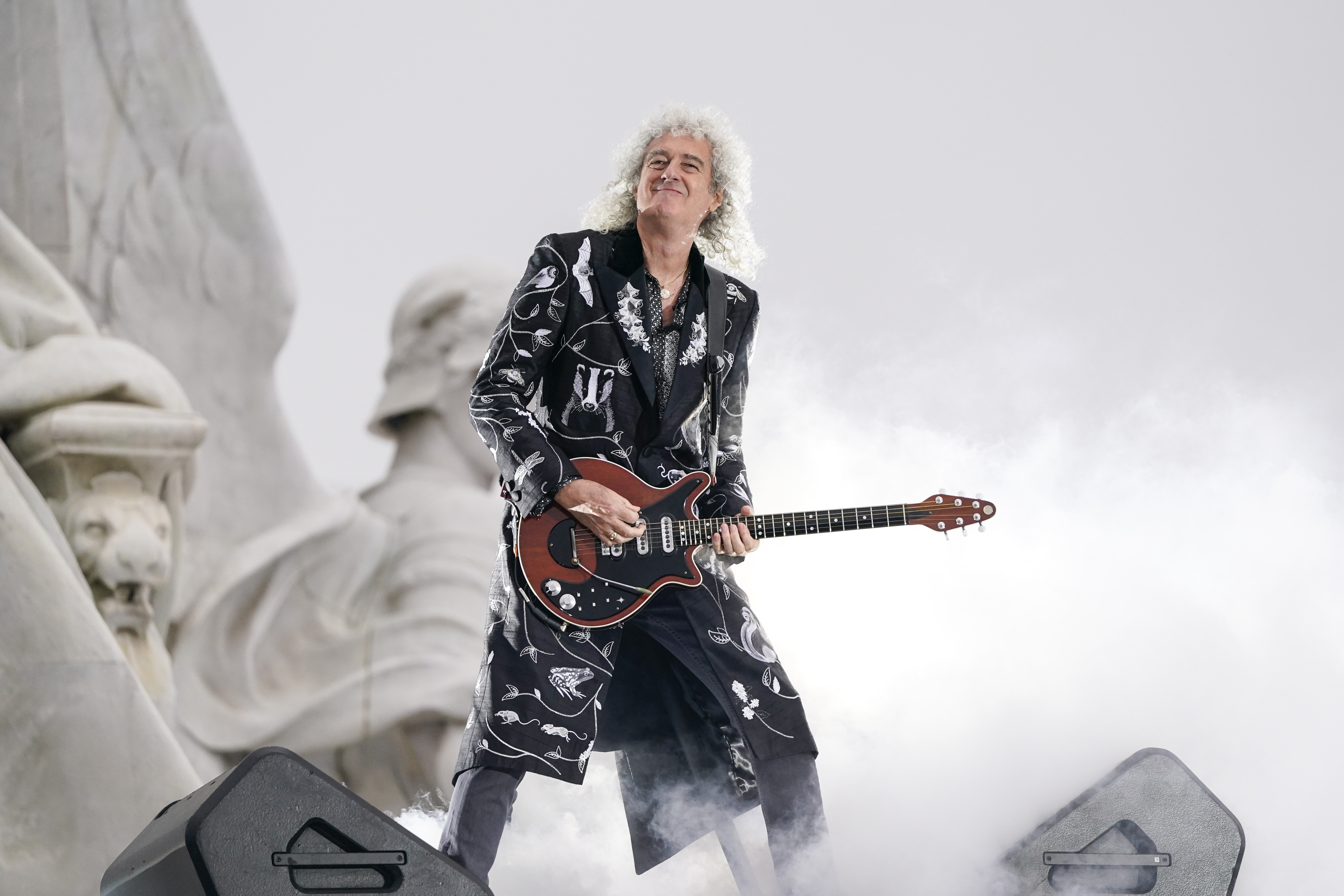 Watch Queen's Performance of 'We Will Rock You' at The Jubilee