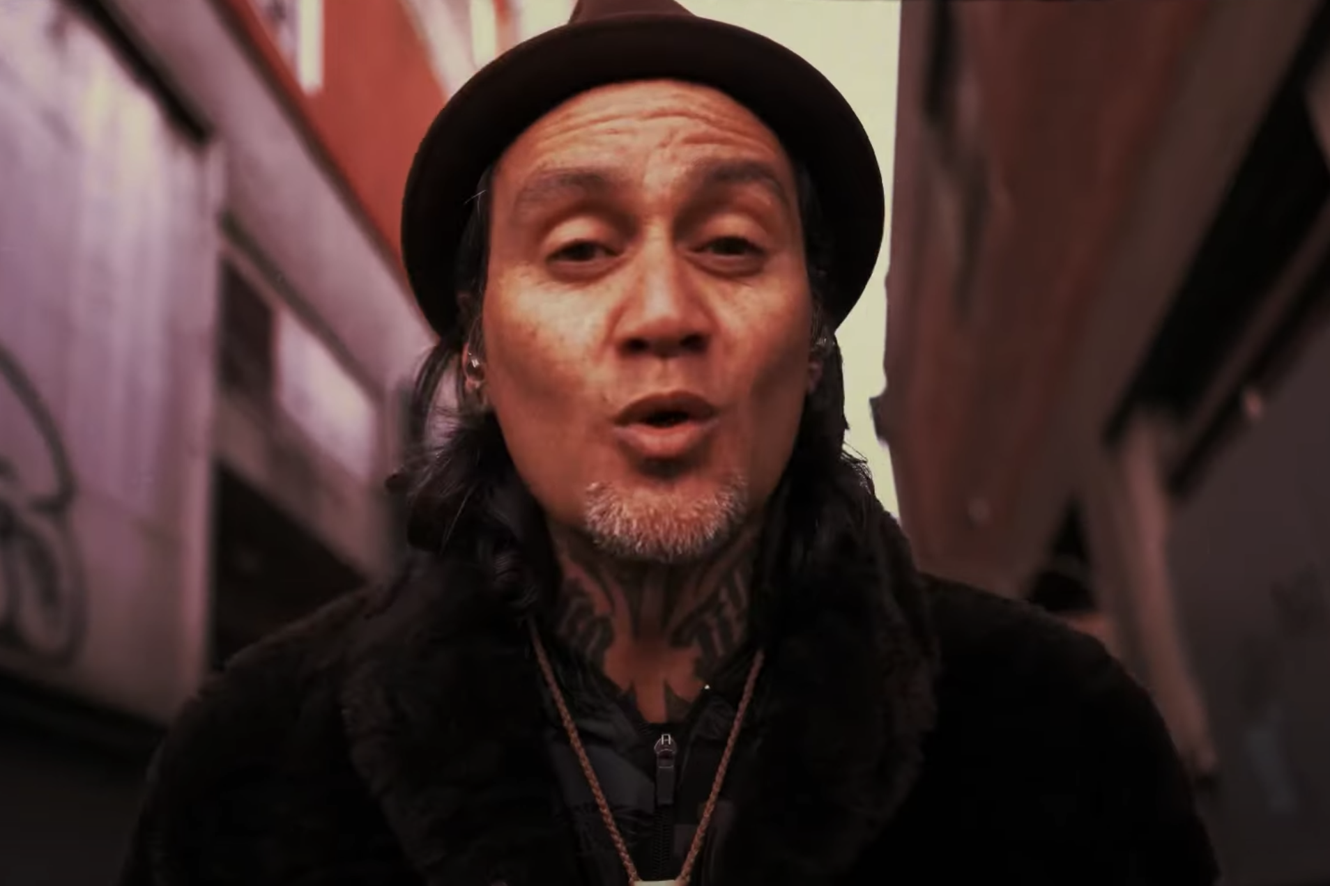 Watch the new video for "Finding My Way Home" by Salmonella Dub featuring Tiki Taane