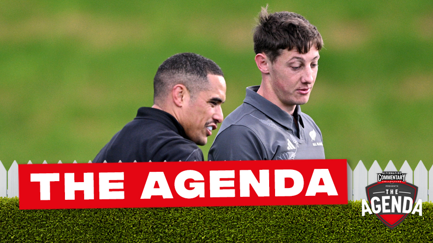 Forget "Twin Pivots" what about "Twin Halfbacks"