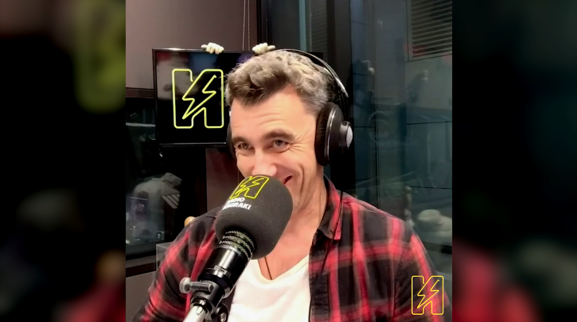 Remember the time Jase and Mike smuggled cocaine?