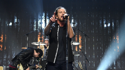 Watch Pearl Jam pay tribute to Chris Cornell at their first live gig of 2018