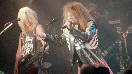 GNR release previously never before seen video for "It's So Easy"