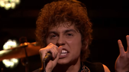 Watch Greta Van Fleet play "When the Curtain Falls" live