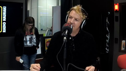 Bhuja interview Chris Cheney from The Living End