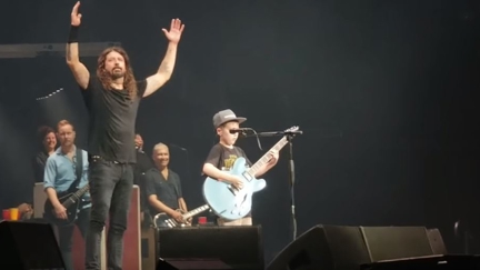 Watch 10-year-old kid shred Metallica on stage with Foo Fighters