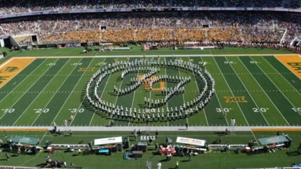 Watch Baylor's Golden Wave Marching Band pay tribute to the Foo Fighters