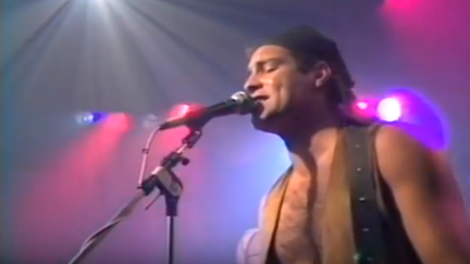 Watch Wild Turkey play "Two Timing Hussy" live