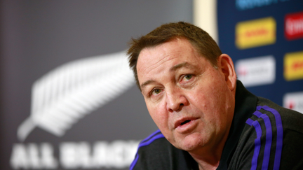 Exclusive footage of Steve Hansen announcing he's staying...