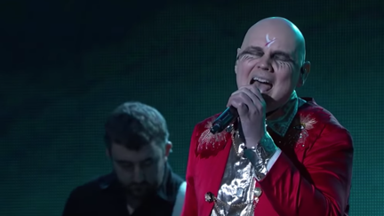 Watch The Smashing Pumpkins play "Silvery Sometimes (Ghosts)" live