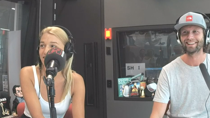 Do penguins have testicles?