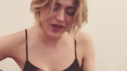 Watch Frances Bean Cobain play a raw and emotional new song