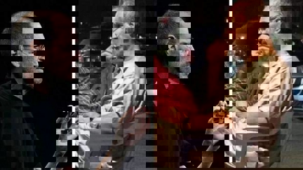 "Steve Jobs hiding in Egypt after faking his death"