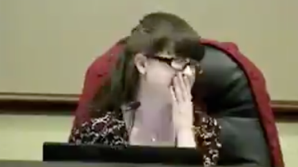 Texas Mayor forgets to turn off mic when he goes to the toilet