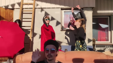 Finland is embracing the COVID-19 lockdown by blasting Darude "Sandstorm"