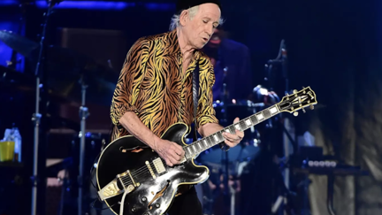 Keith Richards finds vintage "Sister" guitar in Nashville