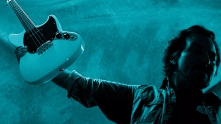 Eddie Vedder unveils new single "Brother The Cloud"