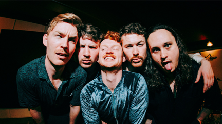 Greg catches up with Castaway!